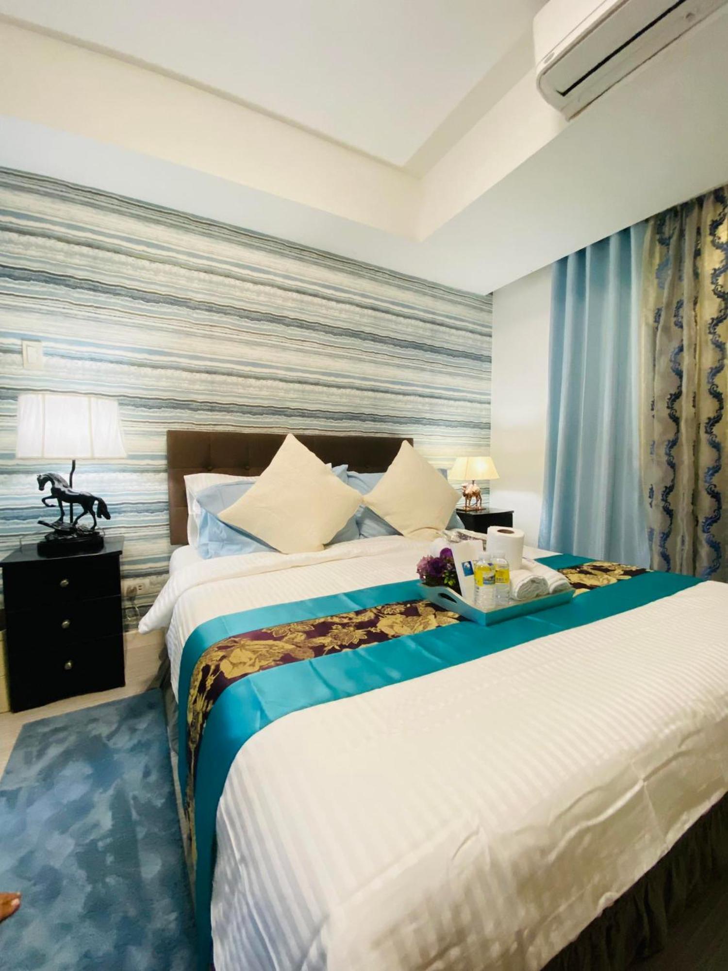 Manila Urban Resort At Azure Luaran gambar