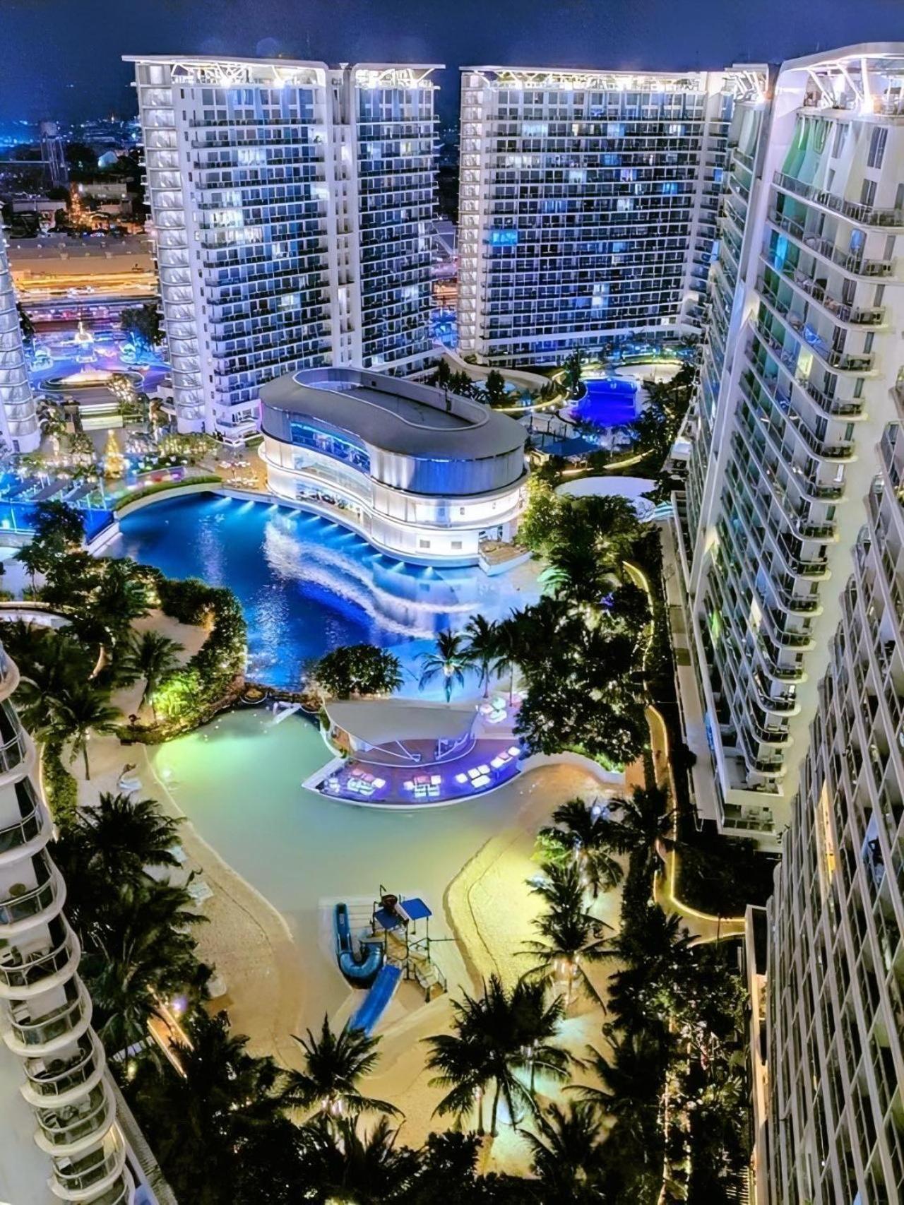 Manila Urban Resort At Azure Luaran gambar
