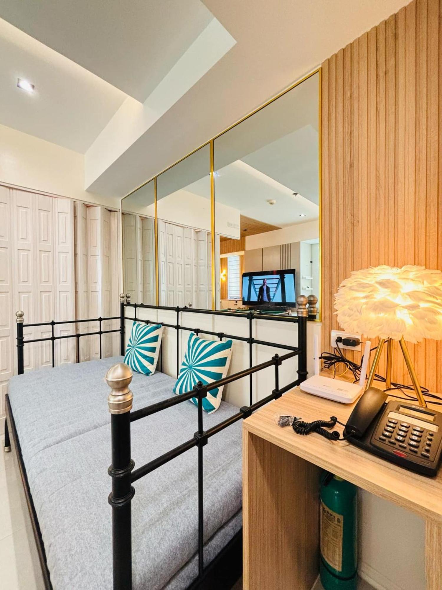 Manila Urban Resort At Azure Luaran gambar