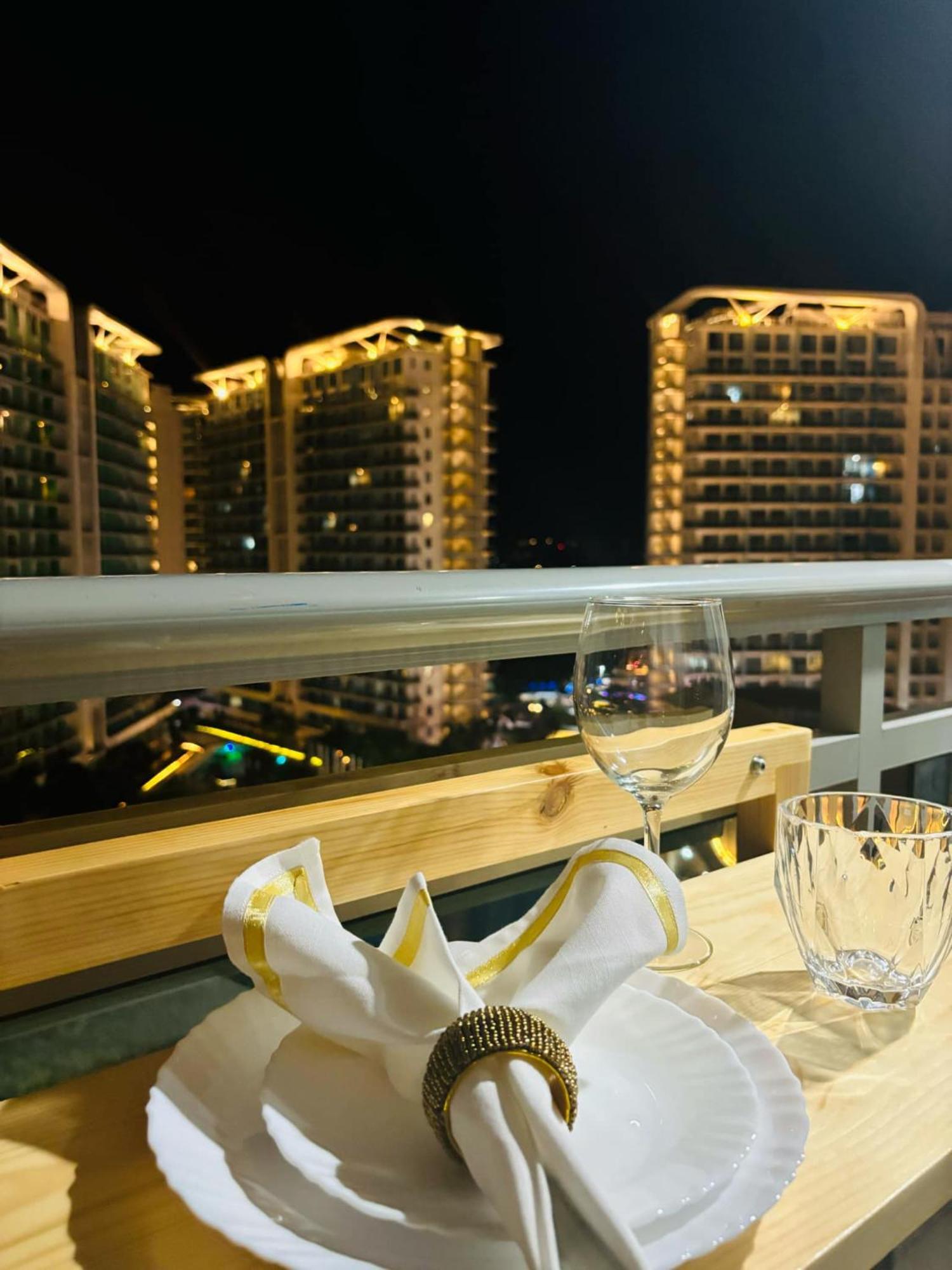 Manila Urban Resort At Azure Luaran gambar